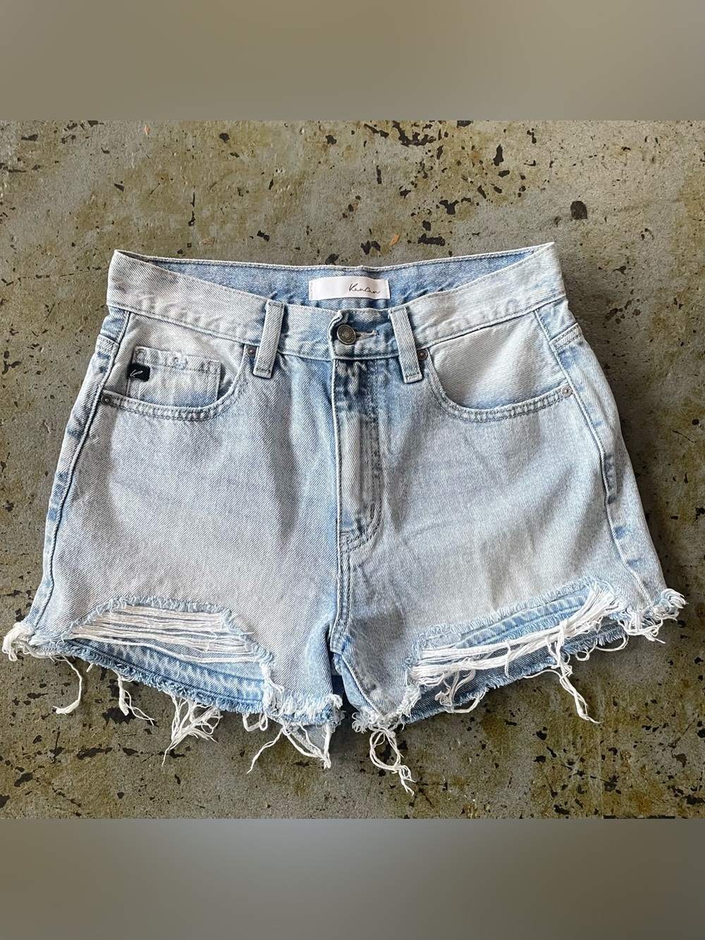 KanCan Faded Light Blue Distressed Cut-Off High-Rise Denim Shorts Size 5/26